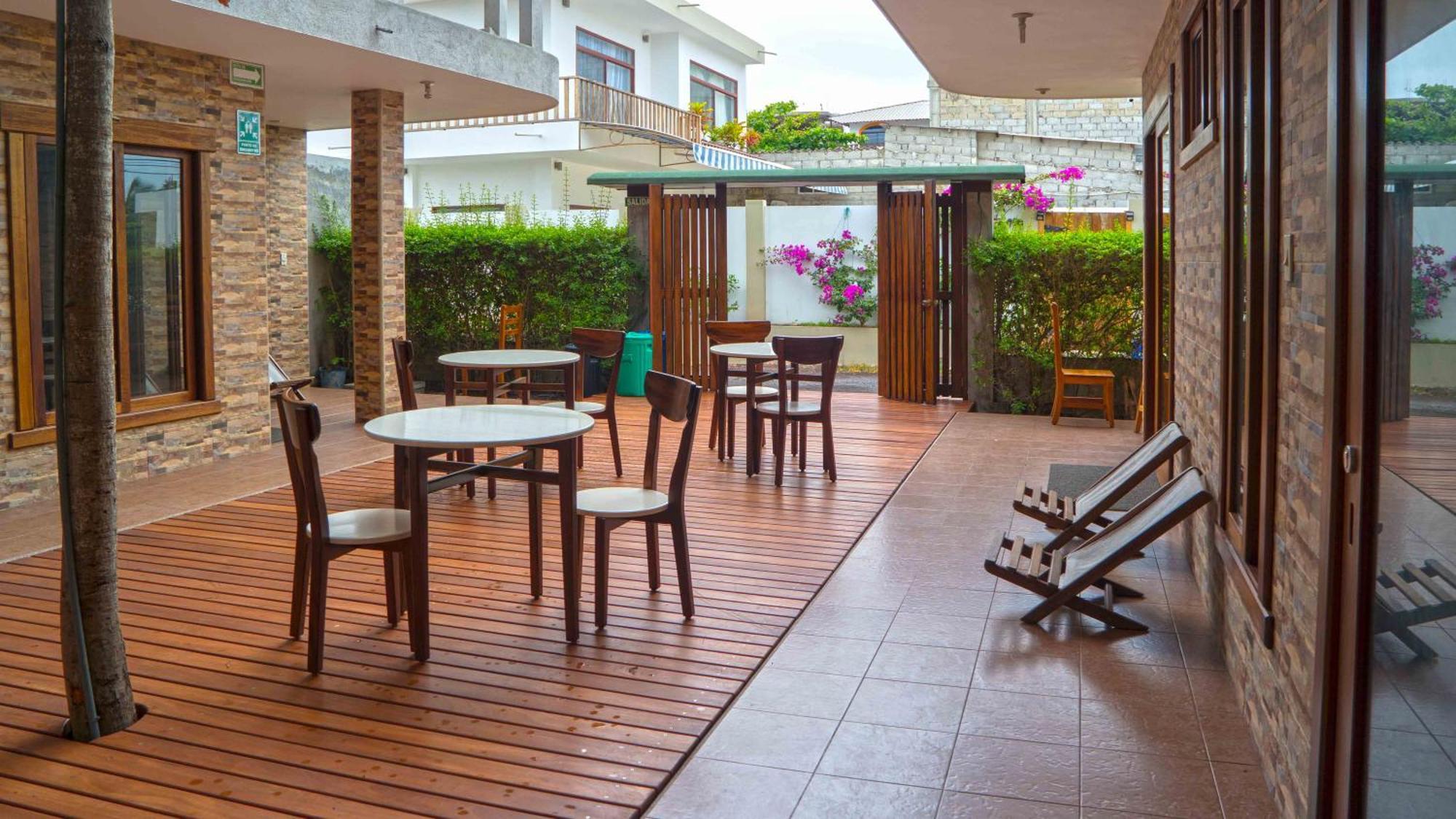 Hotel Starfish Puerto Villamil Luaran gambar