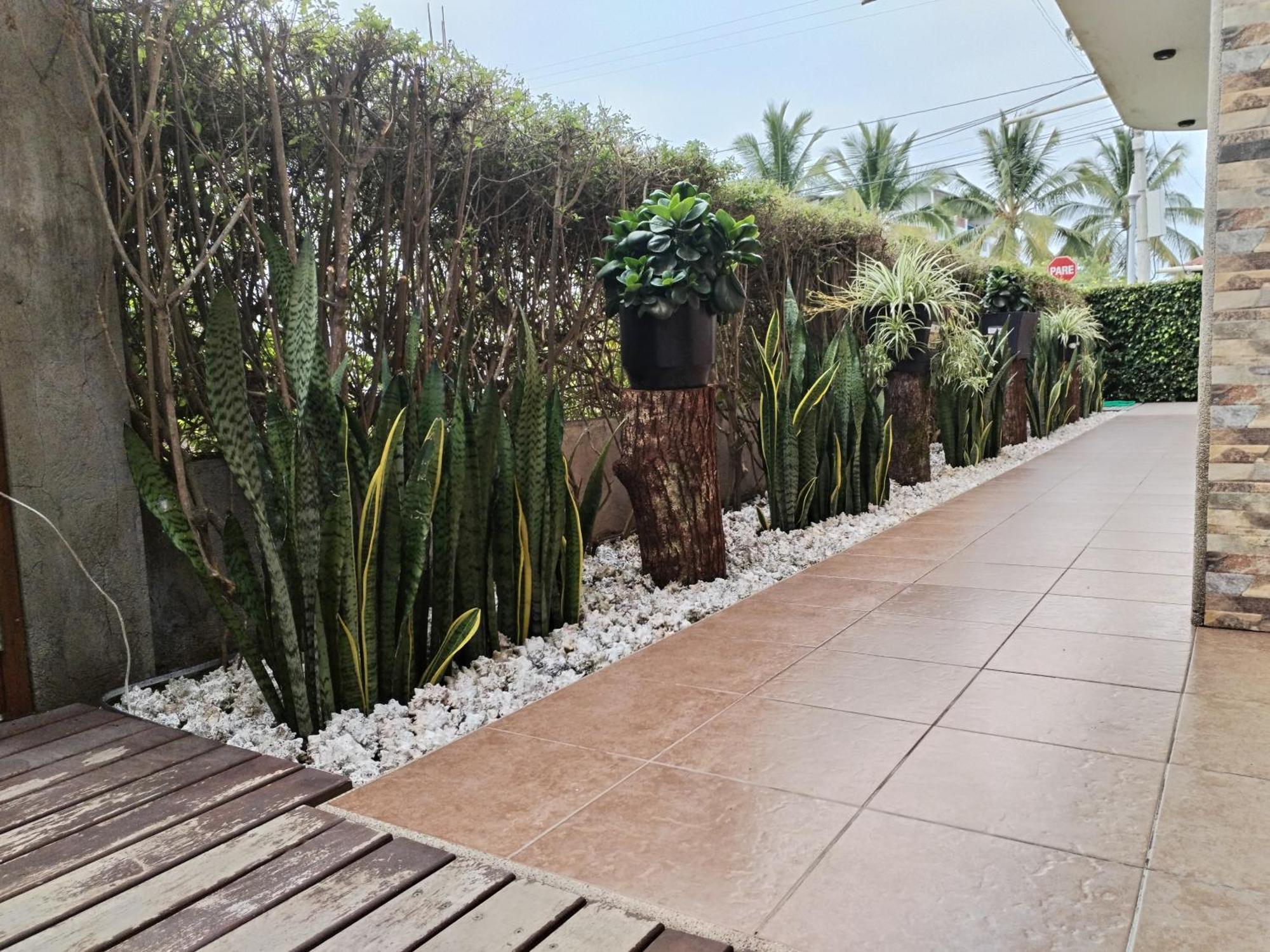 Hotel Starfish Puerto Villamil Luaran gambar