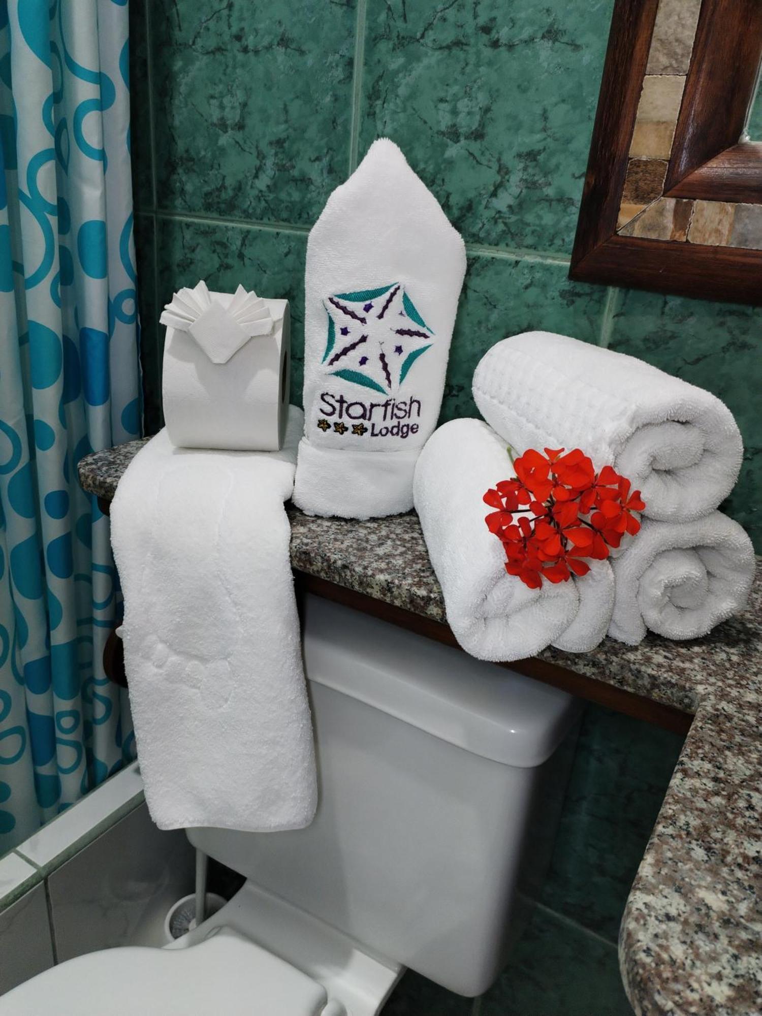 Hotel Starfish Puerto Villamil Luaran gambar