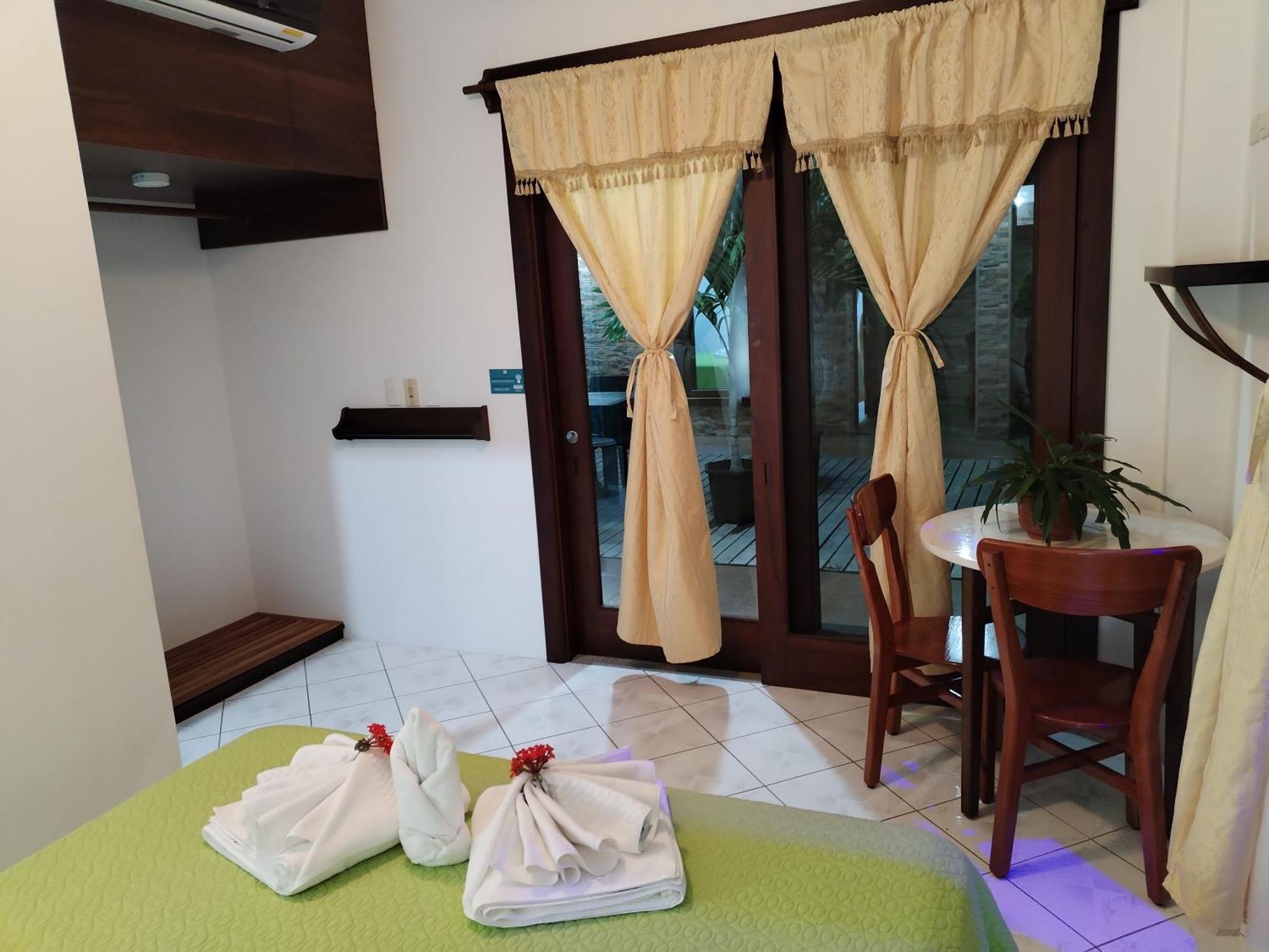 Hotel Starfish Puerto Villamil Luaran gambar