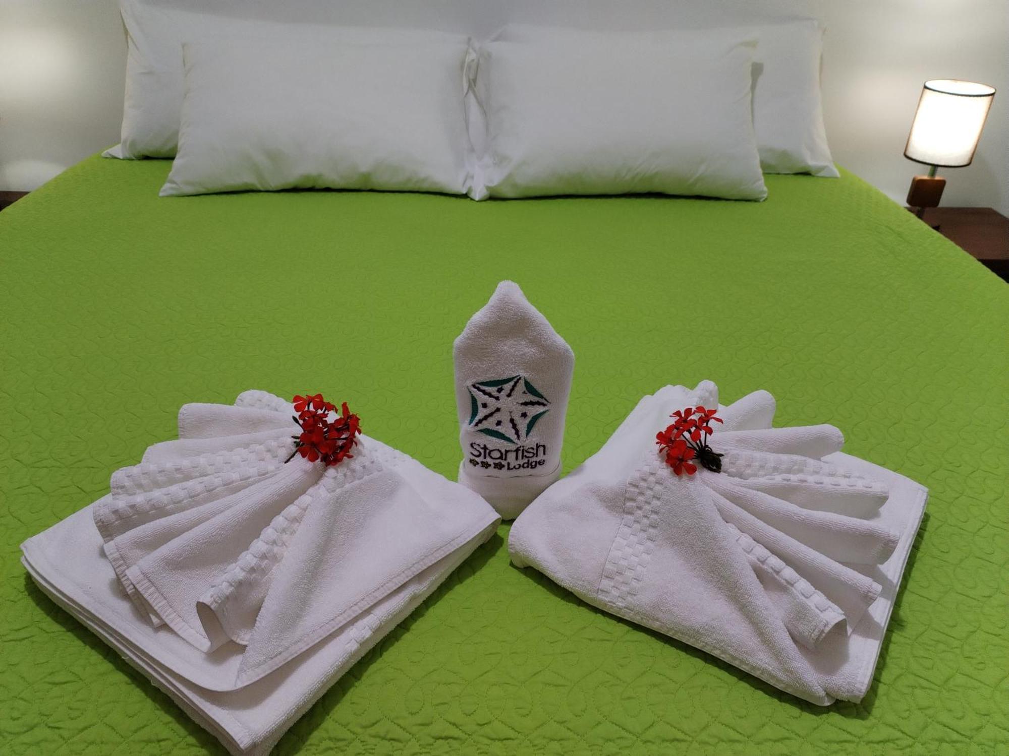 Hotel Starfish Puerto Villamil Luaran gambar