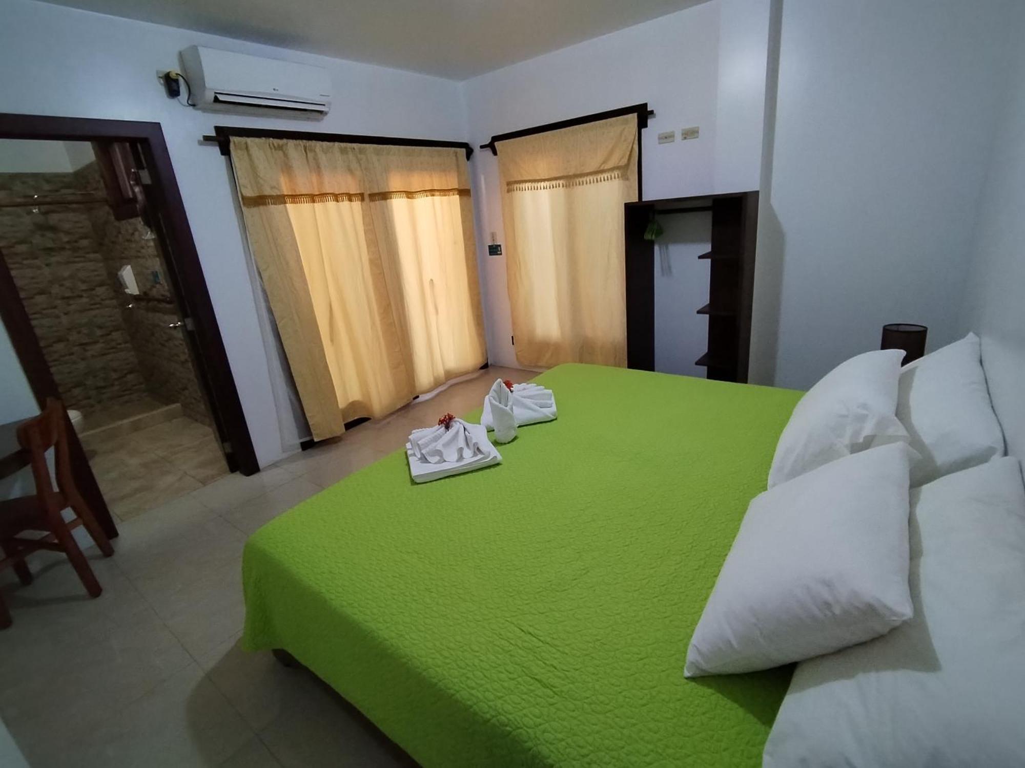 Hotel Starfish Puerto Villamil Luaran gambar
